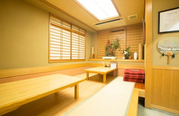 内装を綺麗にして競合店に差をつけられる飲食店へ | 沖縄で内装工事実績がある会社をお探しなら琉球ライフへ
